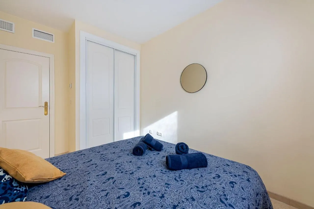 Green Hills Chic 3 Bed Apt Elviria, Marbella Apartment